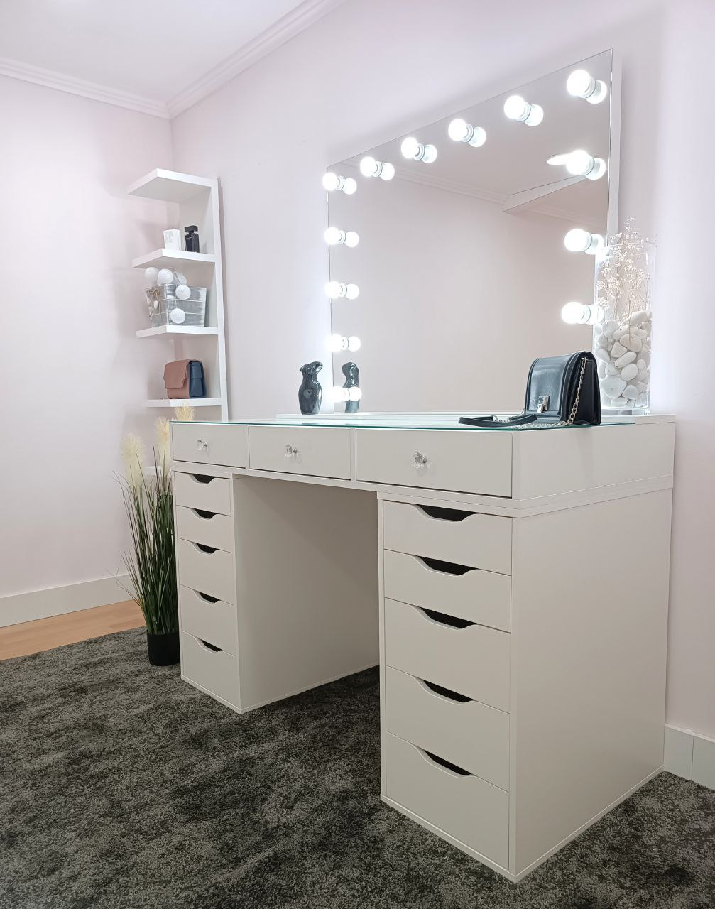 Vanity Makeup Desk with Hollywood Mirror